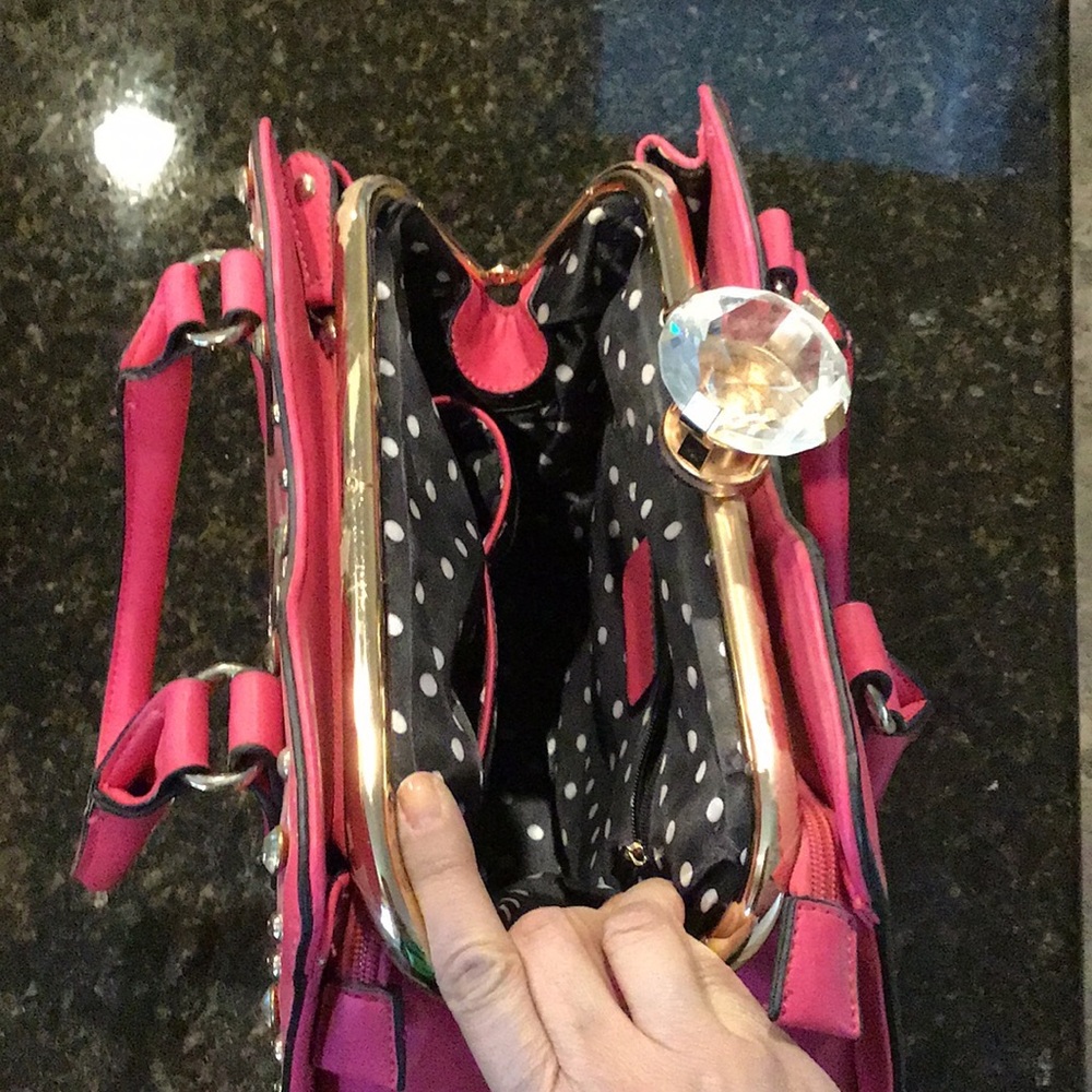 Purse - Picture 4 of 6